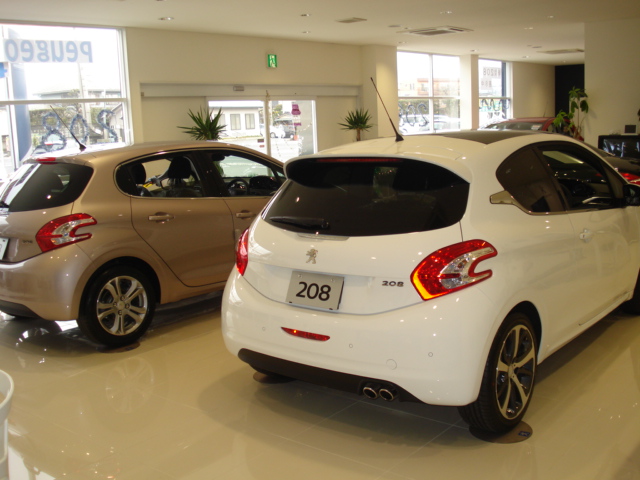 今年最後の展示車輌入れ替え完了！！