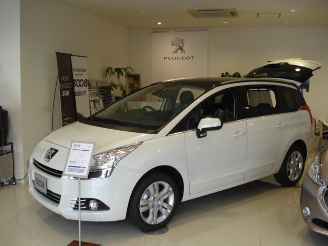 Peugeot５００８　内覧会開催