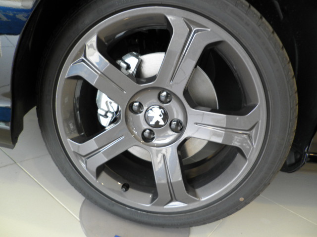 限定車３０８CC/Ｒｏｌａｎｄ‐Ｇａｒｒｏｓ