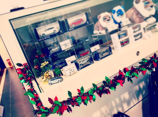 ショールームはクリスマスモードです！！