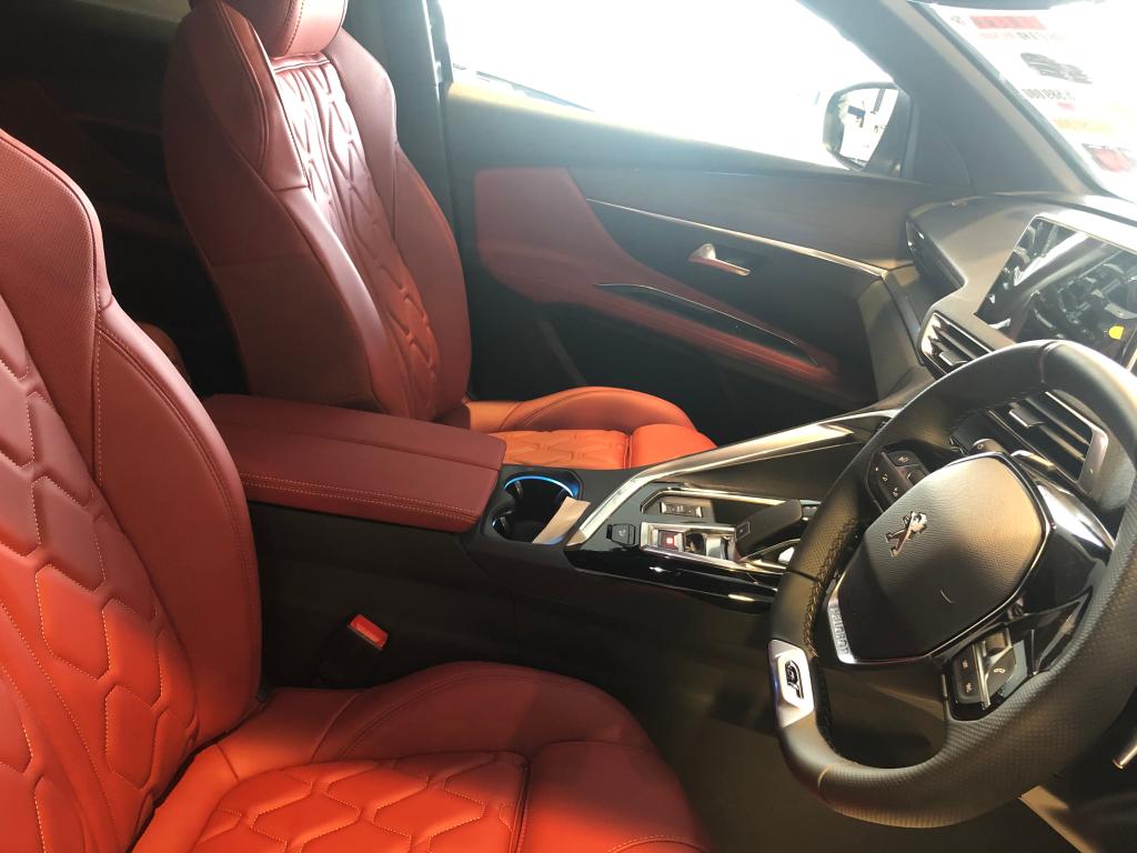 PEUGEOT沼津　定休日のご案内